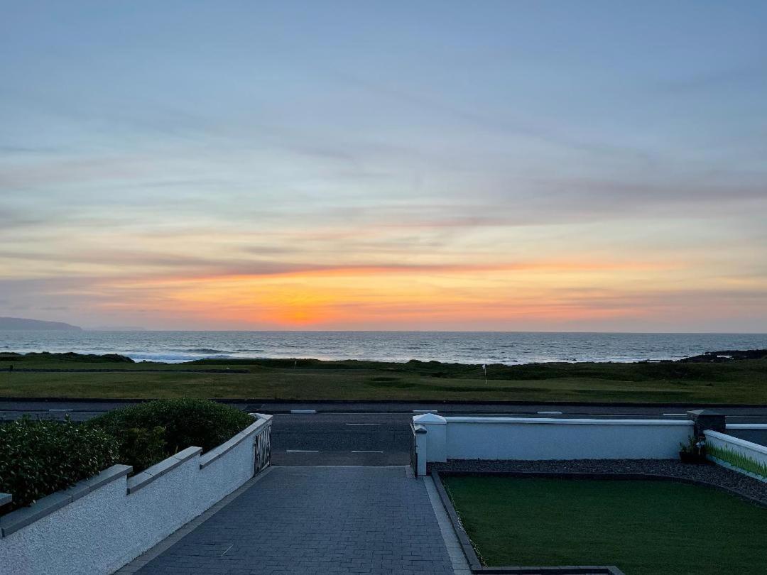 Number 5 Portrush Road, Portstewart Bed & Breakfast Exterior photo
