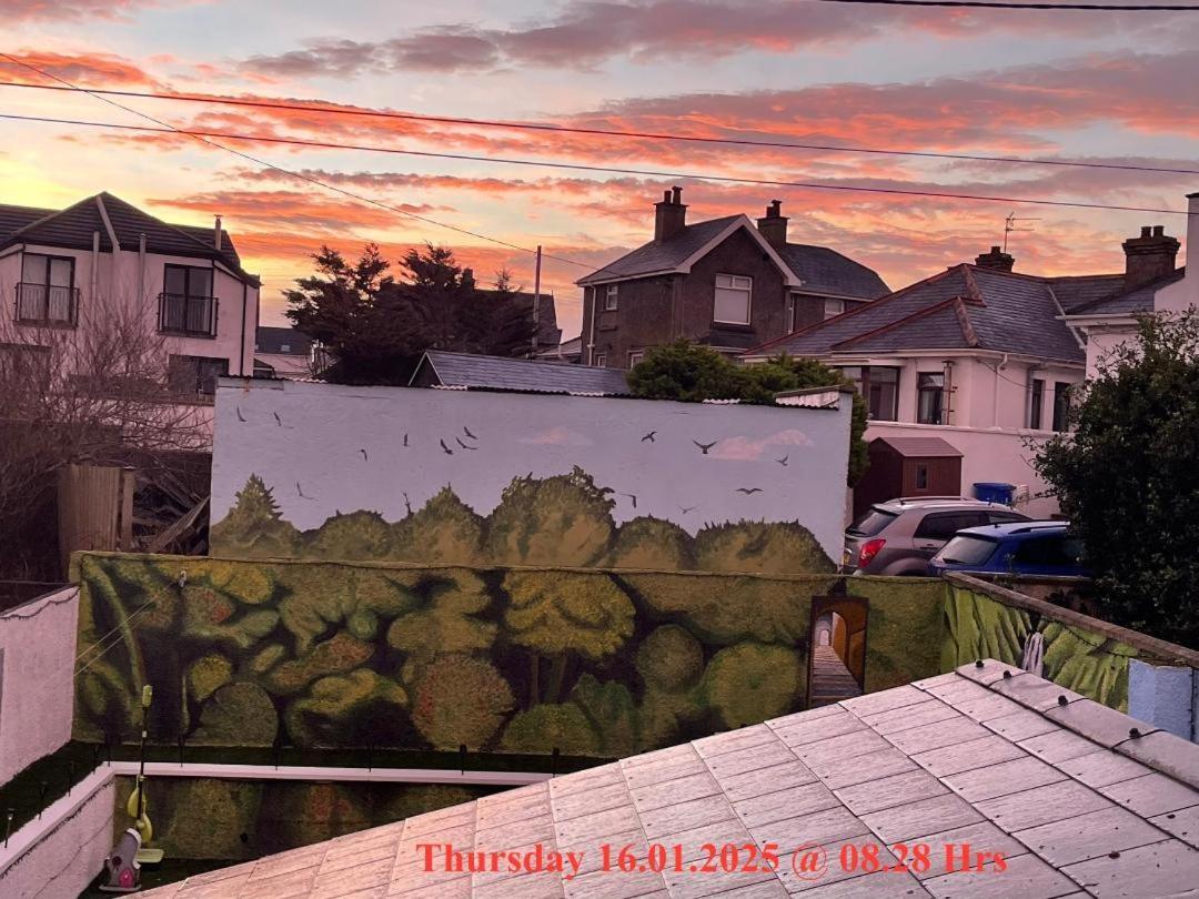 Number 5 Portrush Road, Portstewart Bed & Breakfast Exterior photo